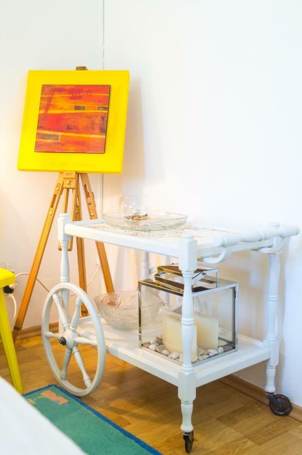 Yellow Lily Mostar Apartman Kültér fotó