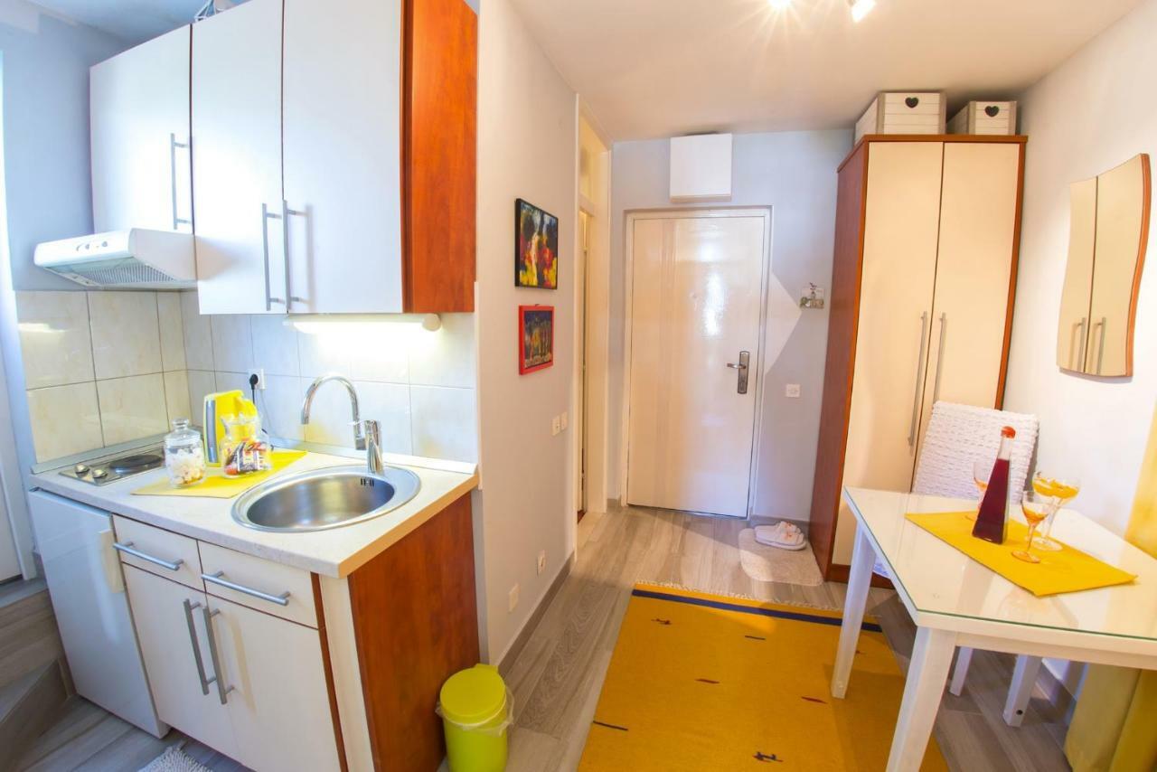 Yellow Lily Mostar Apartman Kültér fotó